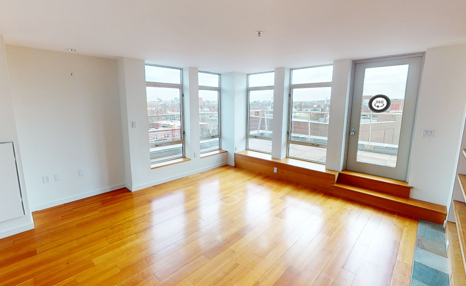 Building Photo - 93 Winthrop St