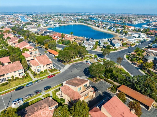 Building Photo - 16943 Bluewater Ln