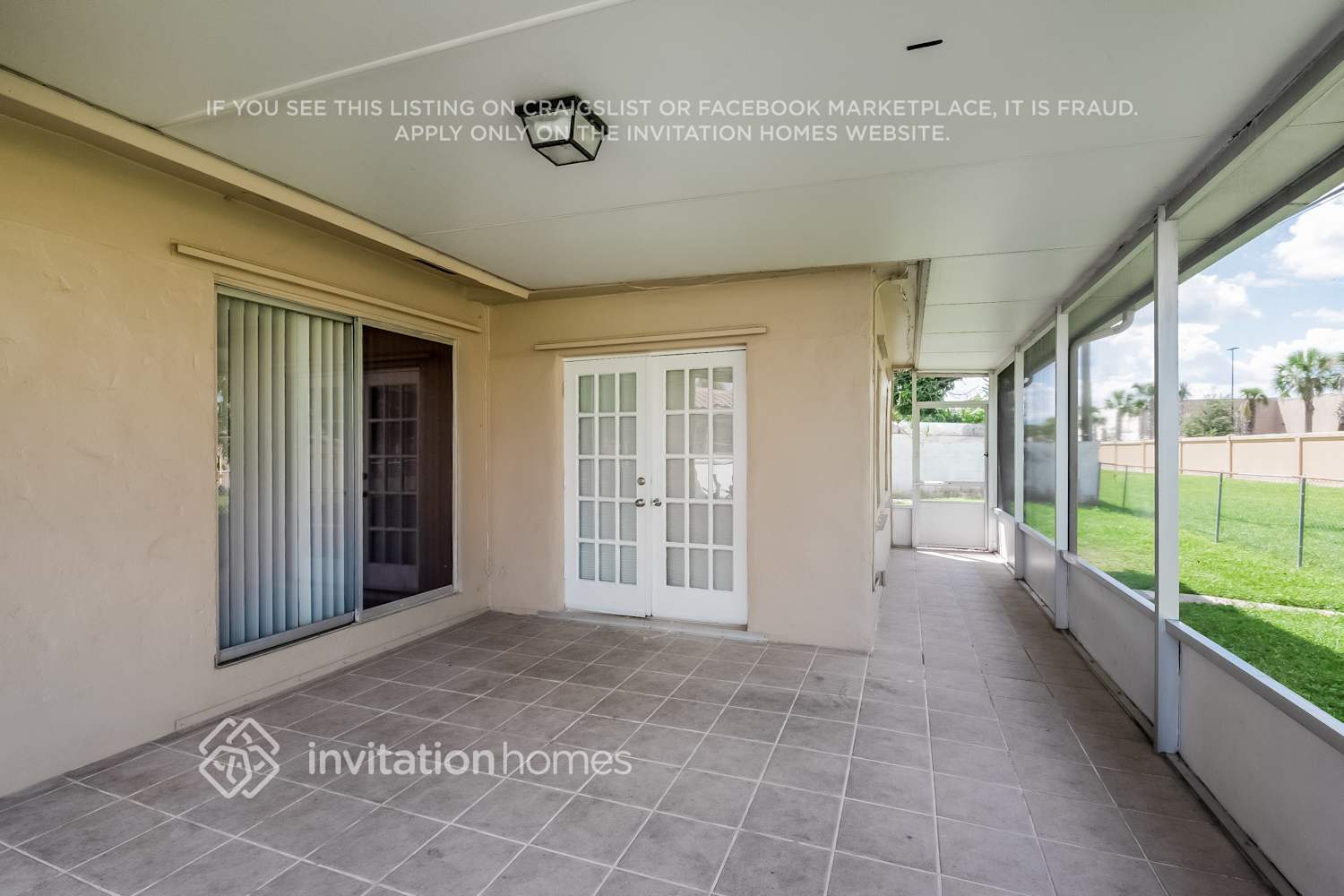 Building Photo - 206 S 57th Way