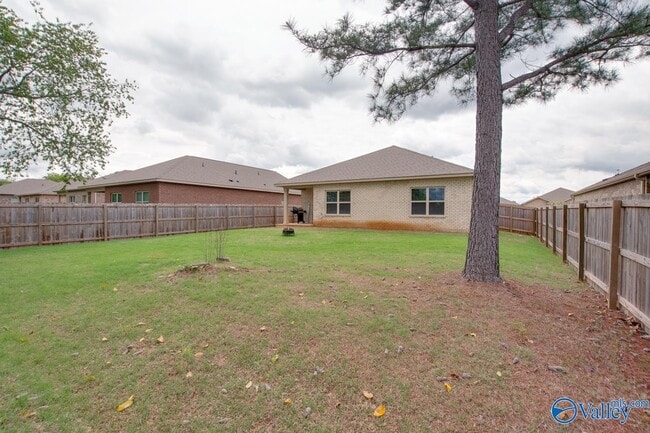Building Photo - 145 Branton Ct