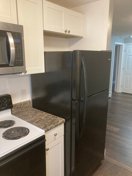 Building Photo - 91 Pickering Rd