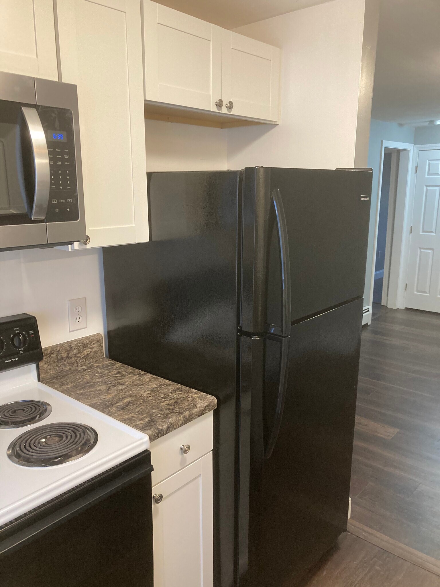 Building Photo - 91 Pickering Rd