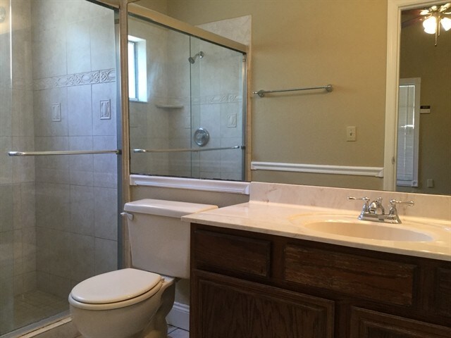 Building Photo - 4533 Bridgeton Ln