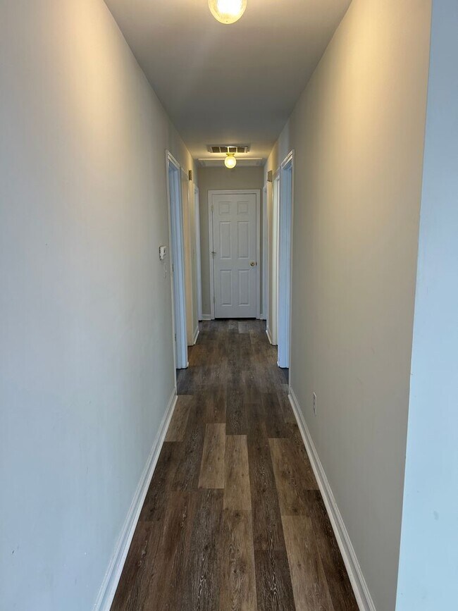 Building Photo - 239-2 Lexington Ave – Available August 2026