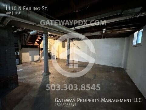 Building Photo - 1110 N Failing St