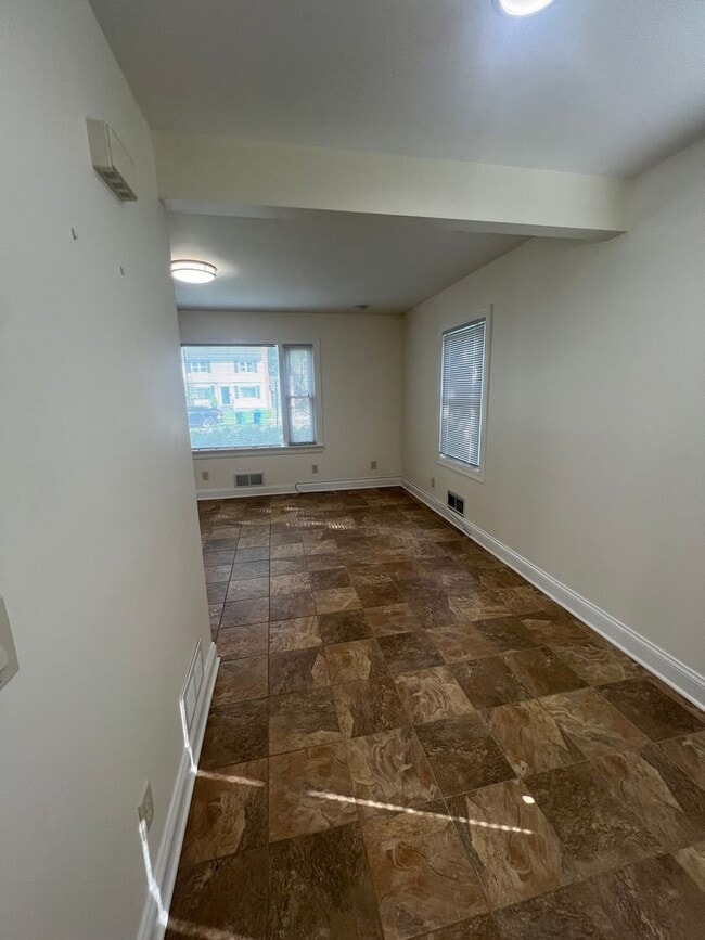 Building Photo - 155 Lattimore Rd