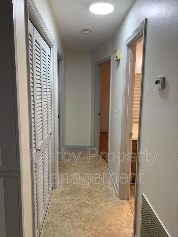 Building Photo - 5781 Taggart Dr