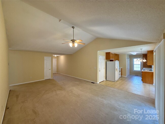 Building Photo - 4332 Timberwood Dr
