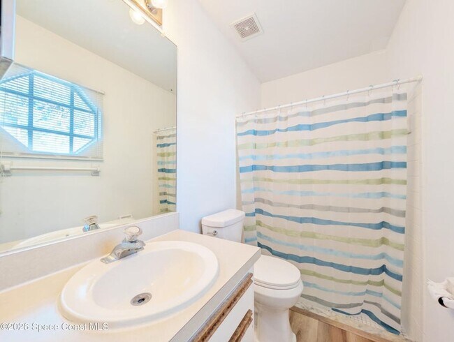 Building Photo - 6598 Bamboo Ave