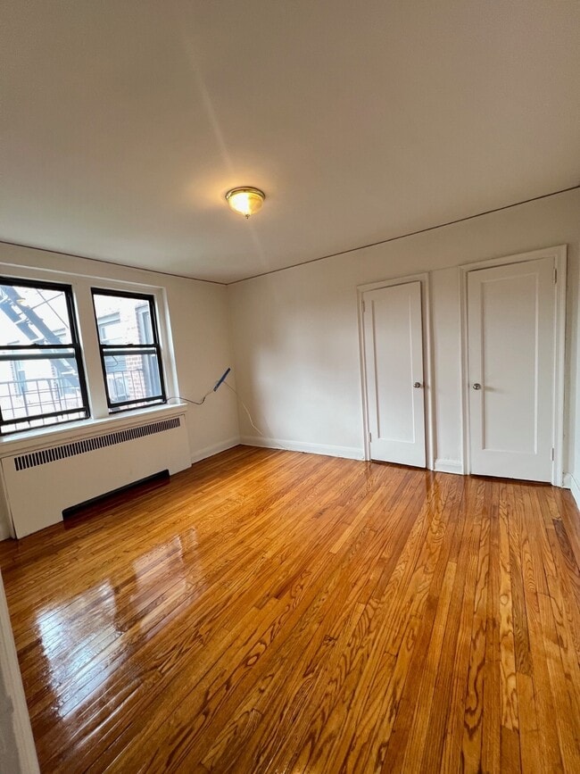 Building Photo - 625 Gramatan Ave