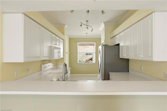 Building Photo - 19991 Barletta Ln