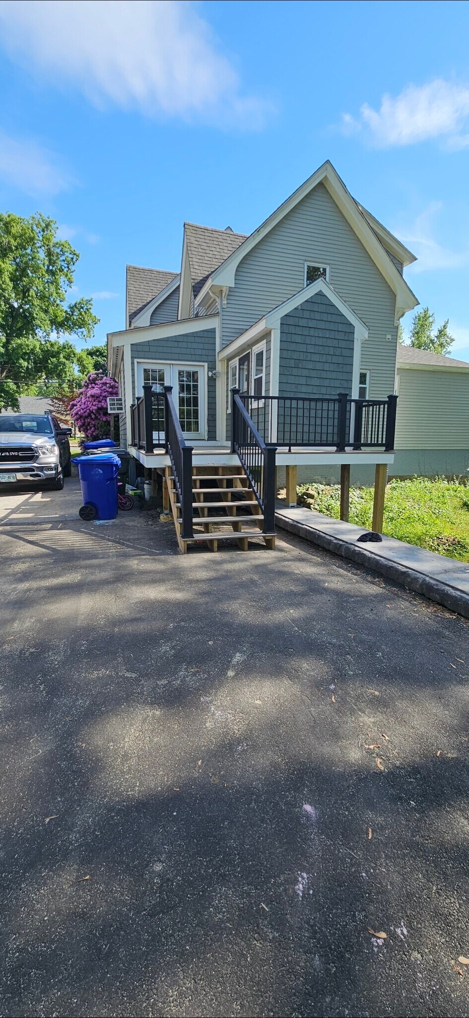 Building Photo - 1142 Cilley Rd