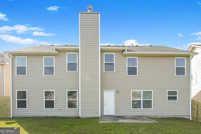 Building Photo - 265 Redding Ridge