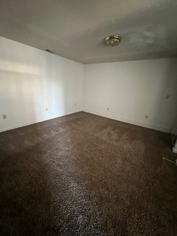 Building Photo - 221 Mercer St