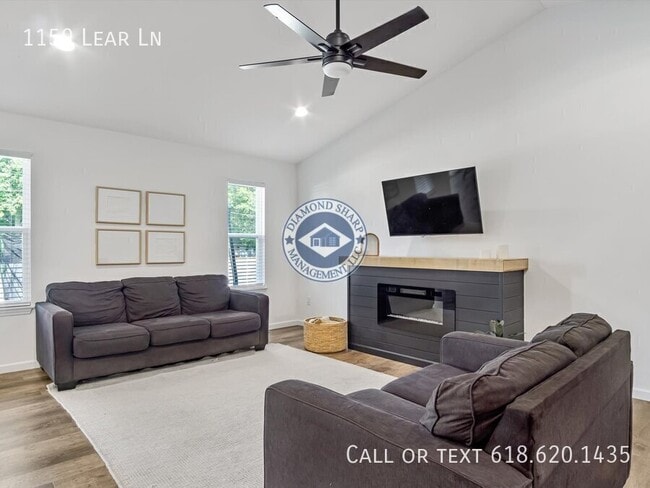 Building Photo - 1159 Lear Ln