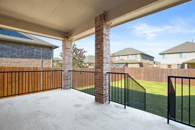 Building Photo - 16440 Pienza Dr