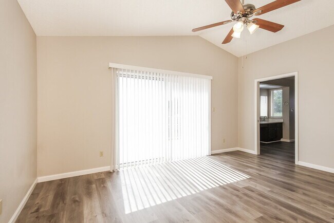 Building Photo - 4045 W Avenida Del Sol