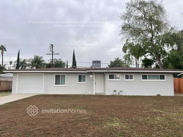 Building Photo - 5531 Central Ave