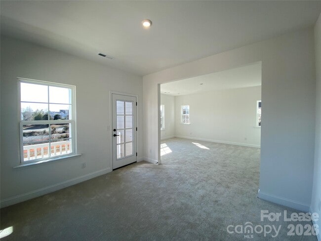 Building Photo - 4016 Hickory Pl Ln