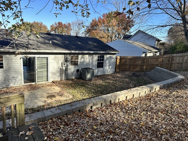 Building Photo - 6415 Bayard Park Dr