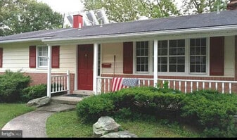 Building Photo - 5412 Amberwood Ln