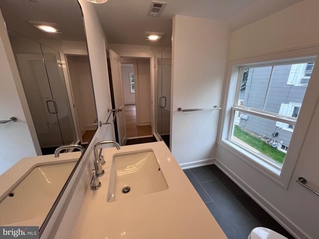 Building Photo - 625 Conestoga Rd