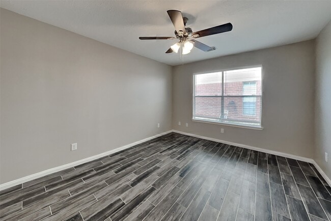 Building Photo - 4959 Sentry Woods Ln