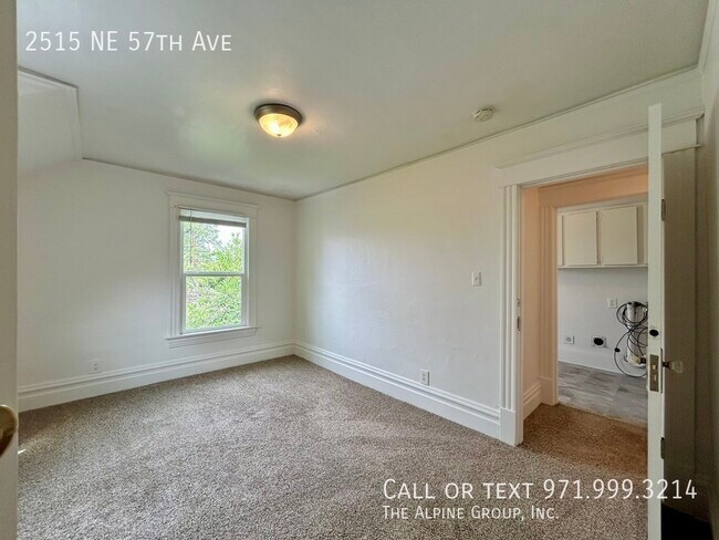 Building Photo - 2515 NE 57th Ave