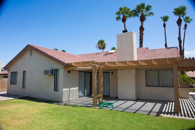 Building Photo - 68870 Tachevah Dr