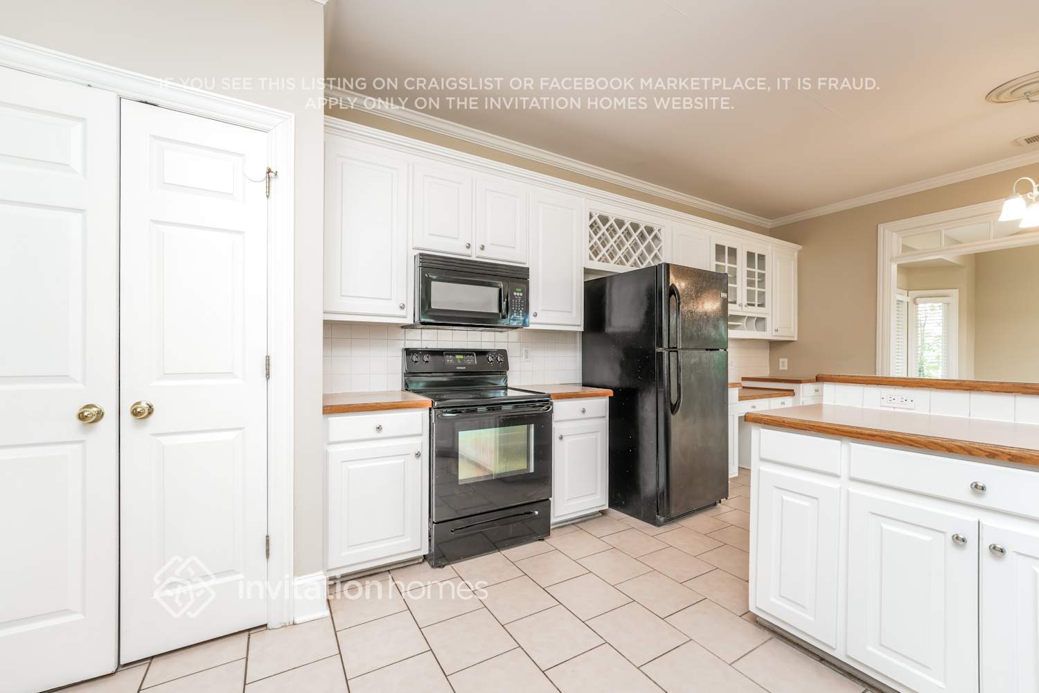 Building Photo - 844 Biscayne Way NW