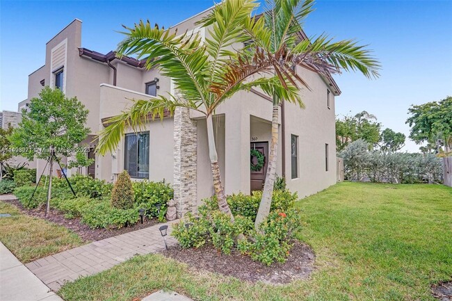 Building Photo - 360 NE 208th Terrace