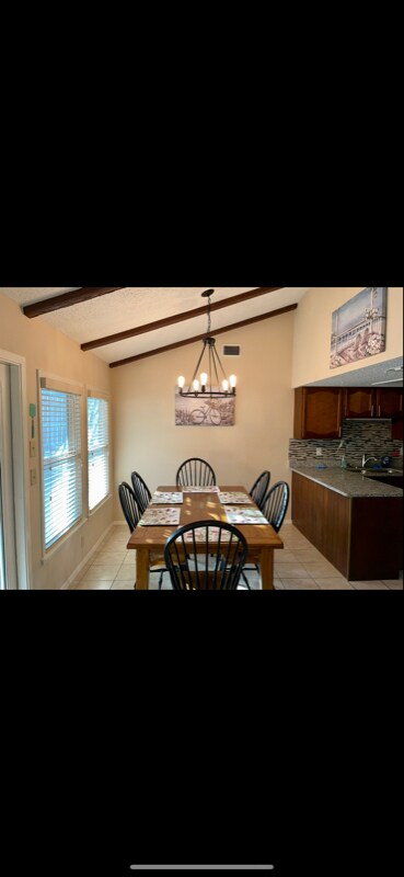 Building Photo - 9687 Chelmsford Dr