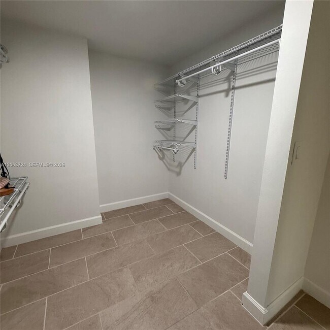 Building Photo - 10672 SW 79th Terrace
