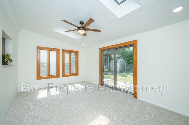 Building Photo - 1484 NW 91st St