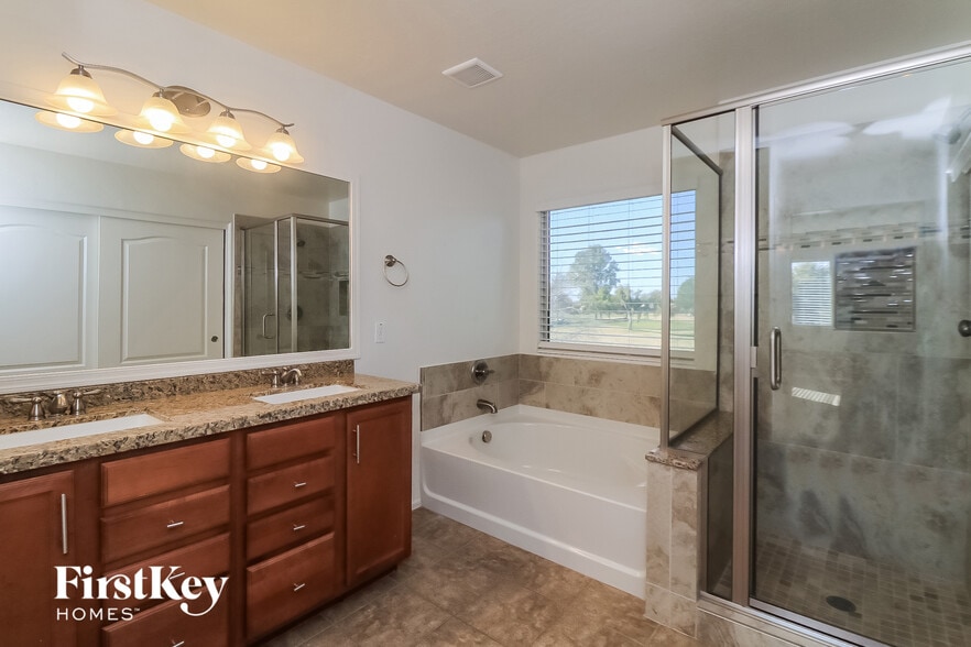 Building Photo - 21830 E Vía Del Palo