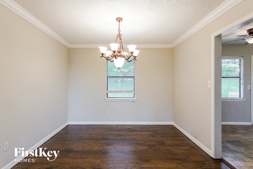 Building Photo - 1312 Whirlaway Cir