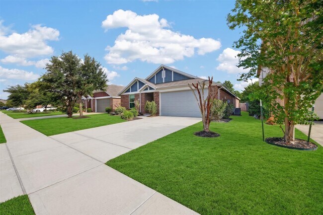 Building Photo - 16131 Sommerall Creek Ln