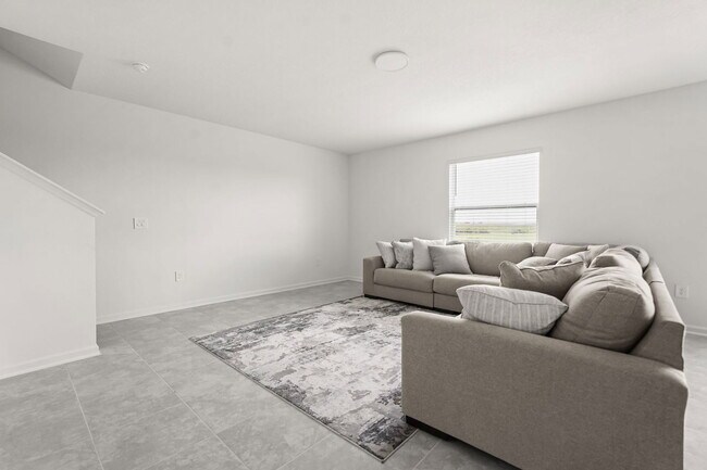 Building Photo - 4981 Worchester Dr