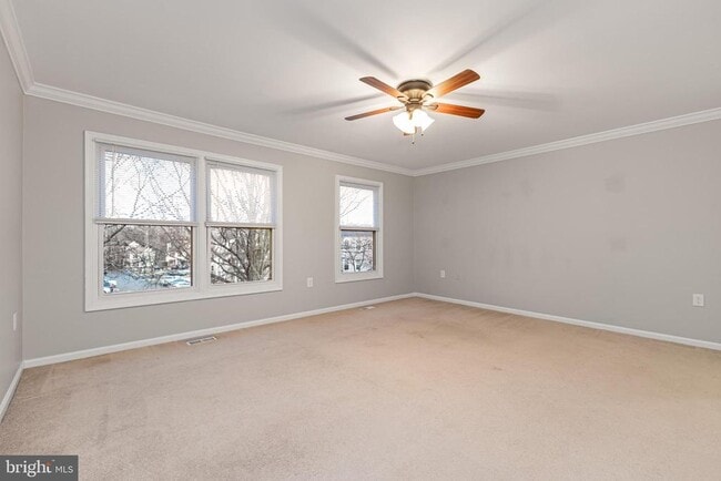 Building Photo - 7438 Emerald Dr