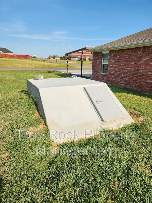 Building Photo - 15400 County Rd 3537