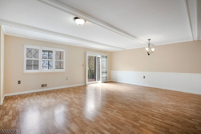 Building Photo - 180 Wildflower Ln