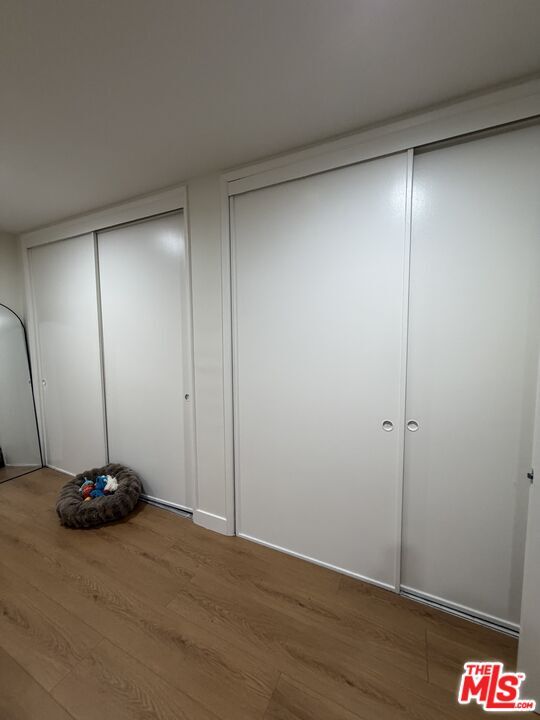 Building Photo - 348 Rexford Dr