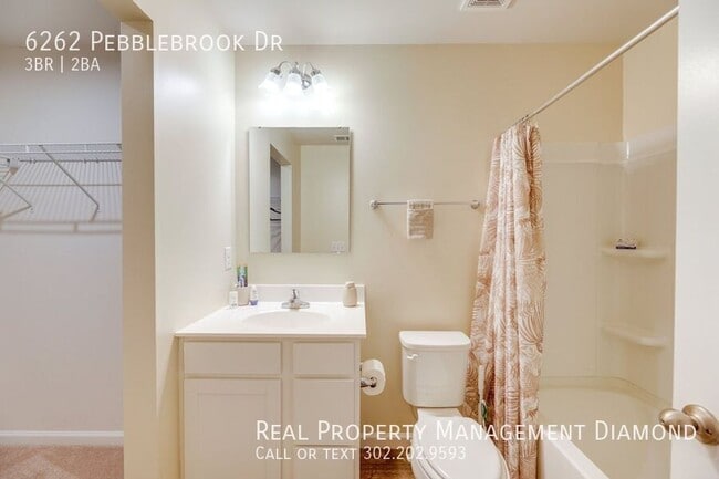 Building Photo - 6262 Pebblebrook Dr