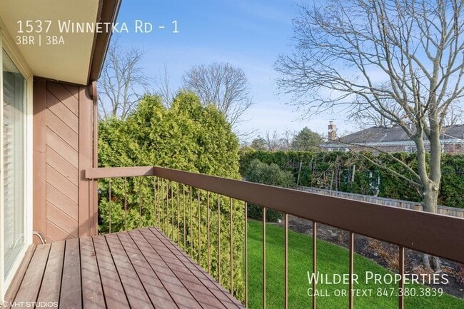 Building Photo - 1537 Winnetka Rd