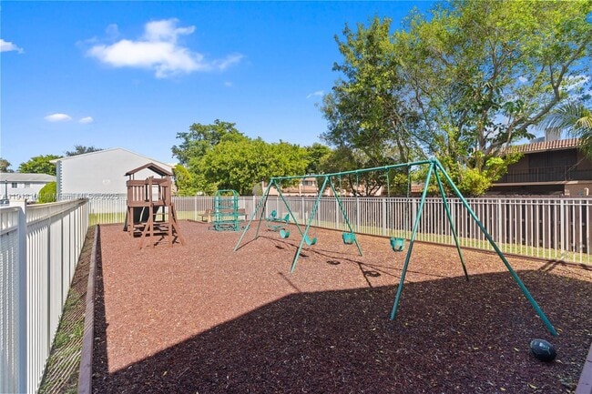 Building Photo - 8089 SW 18th Ct