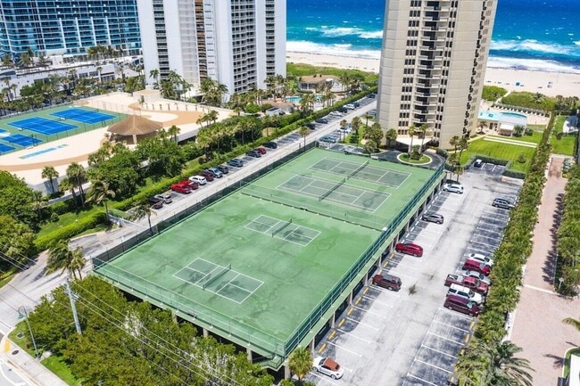 Building Photo - 2800 N Ocean Dr