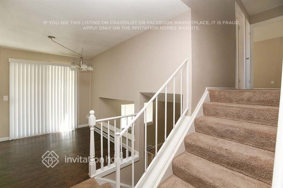 Building Photo - 10932 Birch Dr