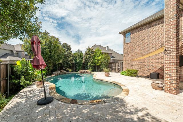 Building Photo - 1321 Cotulla Dr