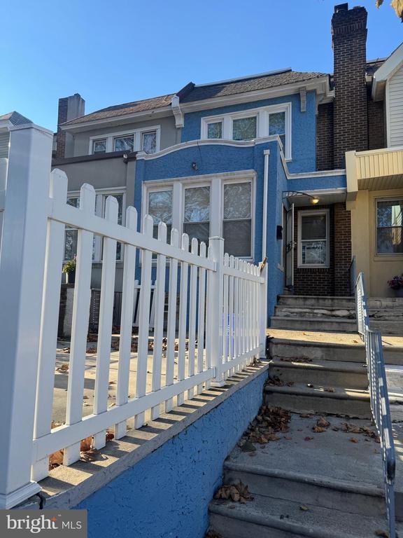 Building Photo - 5028 Whitaker Ave