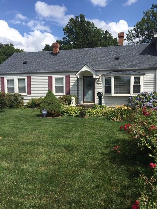 Building Photo - 1240 Gilmore Ln